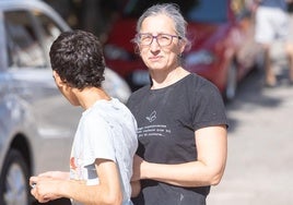Raquel y su hijo Martín, víctimas del caos ferroviario vivido esta semana.