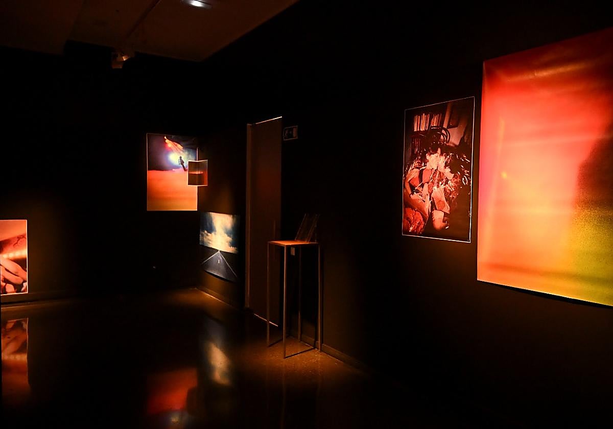 'Los sueños de las noches eléctricas', de Clara Gámiz, recala en la Sala Jorge Rueda del CAF