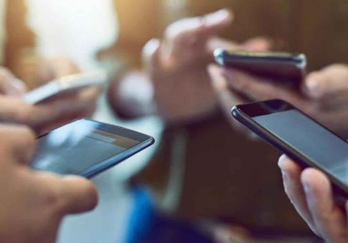 Teléfonos inteligentes.