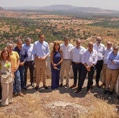 Visita del delegado del Gobierno de España en Andalucía, Pedro Fernández, a estas instalaciones en Linares.