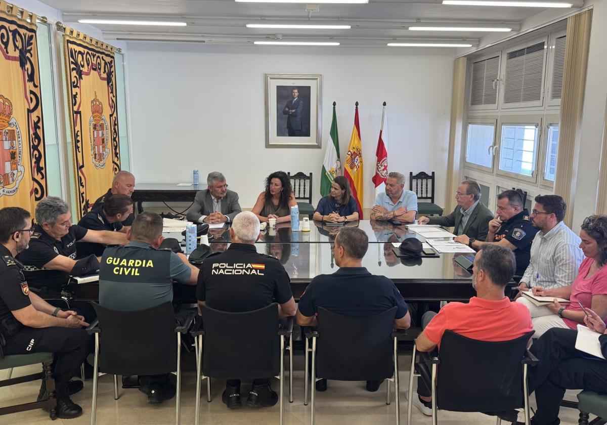 La Policía de Almería pondrá el ojo en quienes beban en la calle durante el Puro Latino