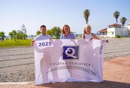 Playa de Poniente y Playa Granada vuelven a lucir el distintivo Q de Calidad Turística