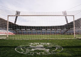 El Reino de León espera a la UD Almería para el debut foráneo de los rojiblancos.