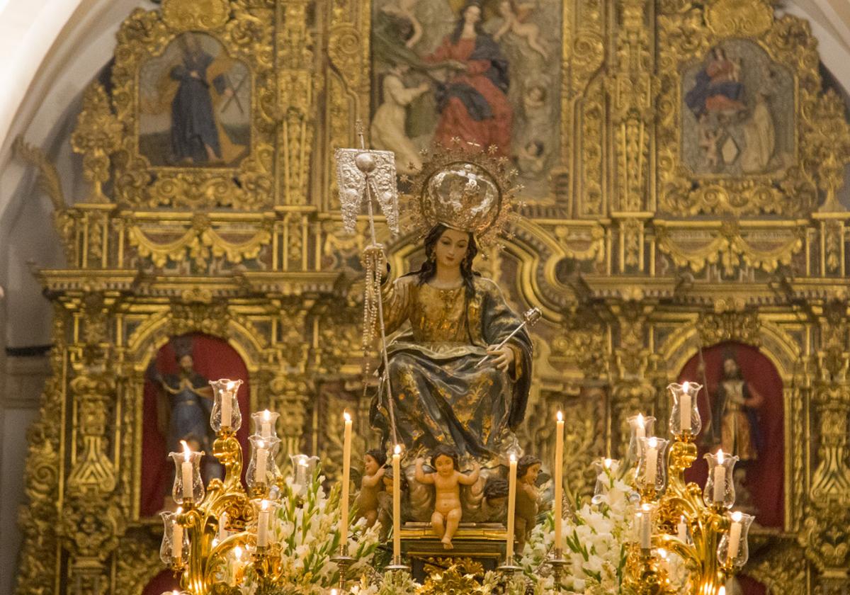 La Virgen de la Aurora procesiona en Otura el 8 de septiembre