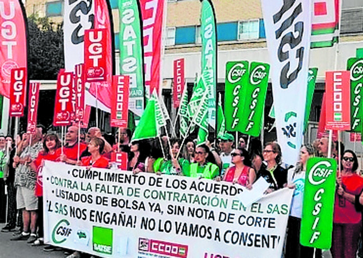 Protesta de enfermeros ayer.
