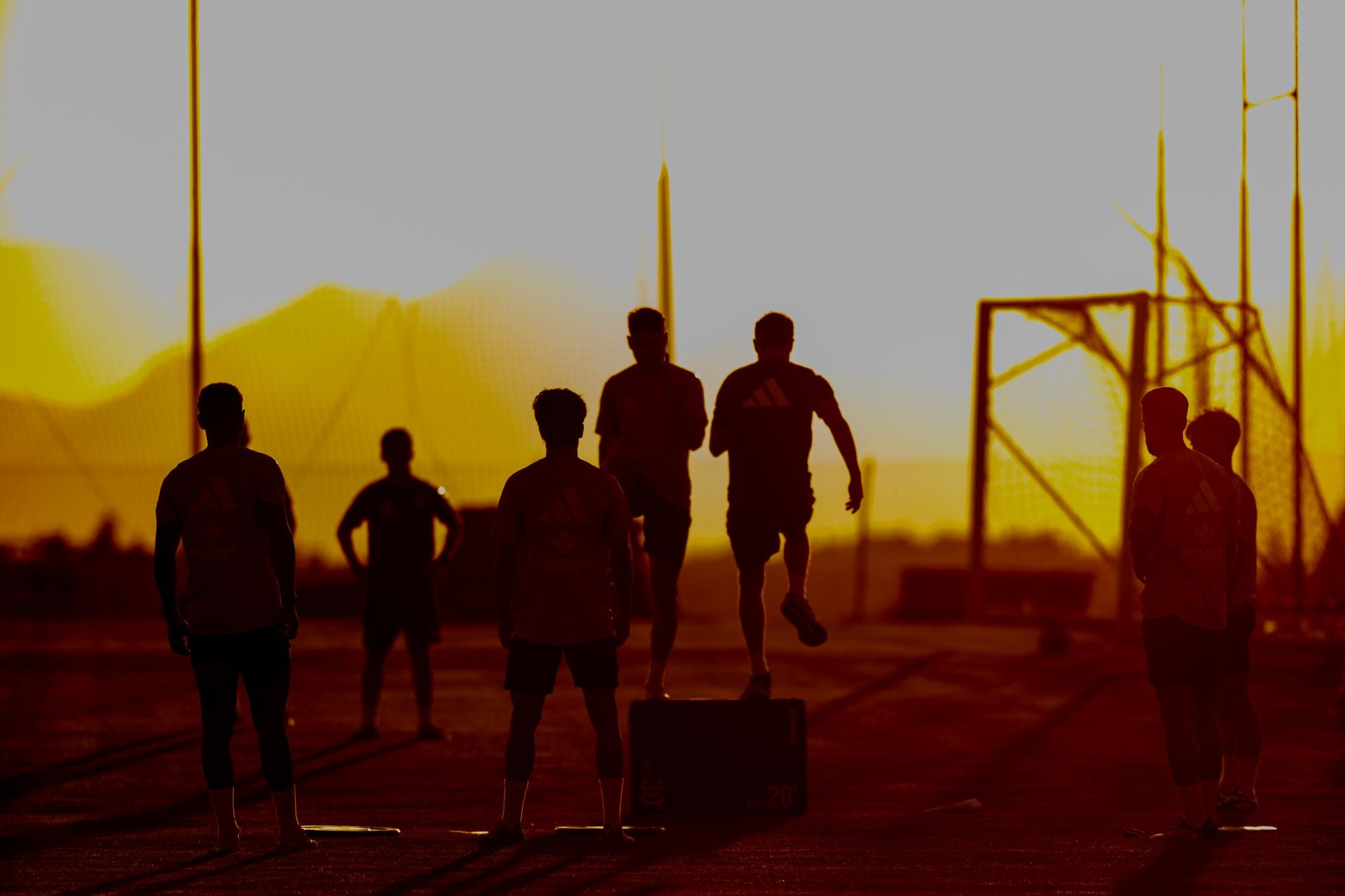 El primer entrenamiento de la pretemporada del Granada, en imágenes