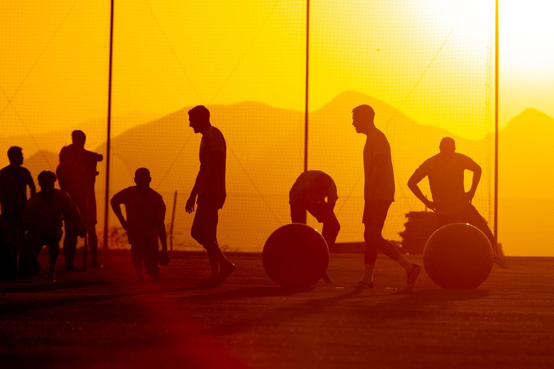 El primer entrenamiento de la pretemporada del Granada, en imágenes