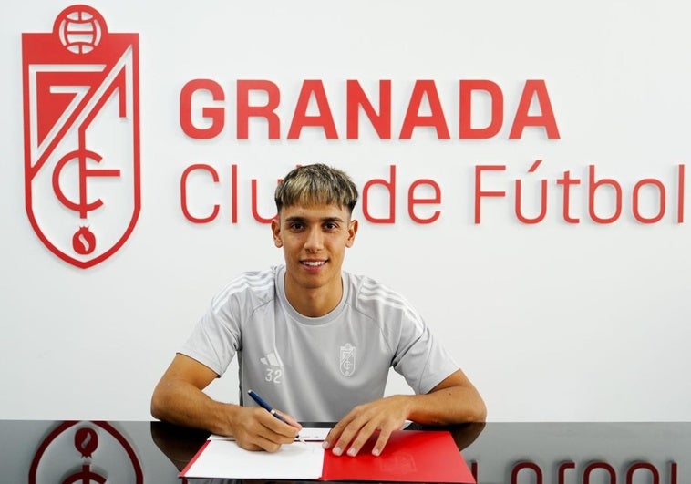 Pere Haro renueva y peleará por un puesto en el primer equipo