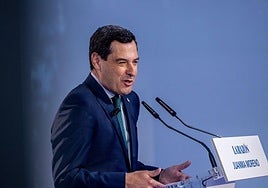 Juanma Moreno, durante su intervención en el foro.