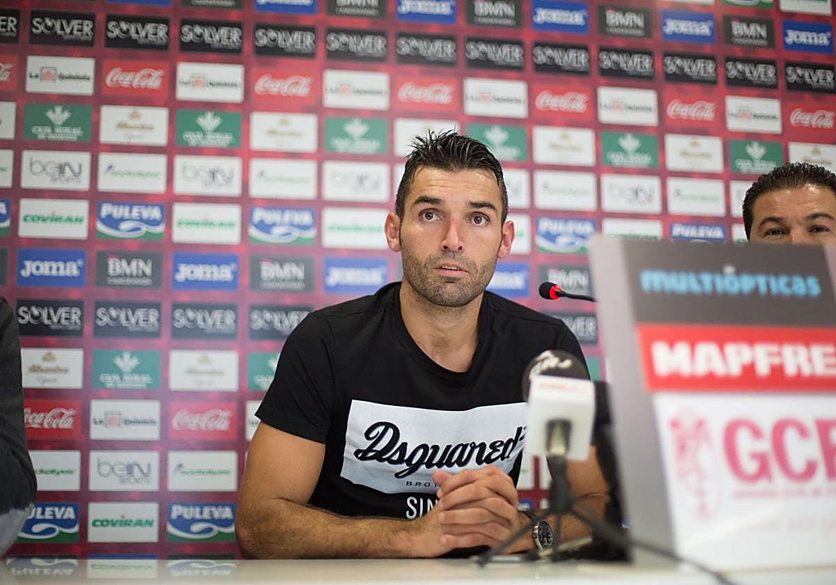 David Barral, en su etapa en el Granada.