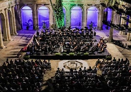 La Orquesta Joven de Almería se va 'De Viaje con Michael Thomas' en un divertido concierto el sábado en el Auditorio