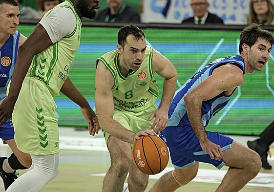 Un lance de un encuentro del Betis Baloncesto durante la pasada temporada.