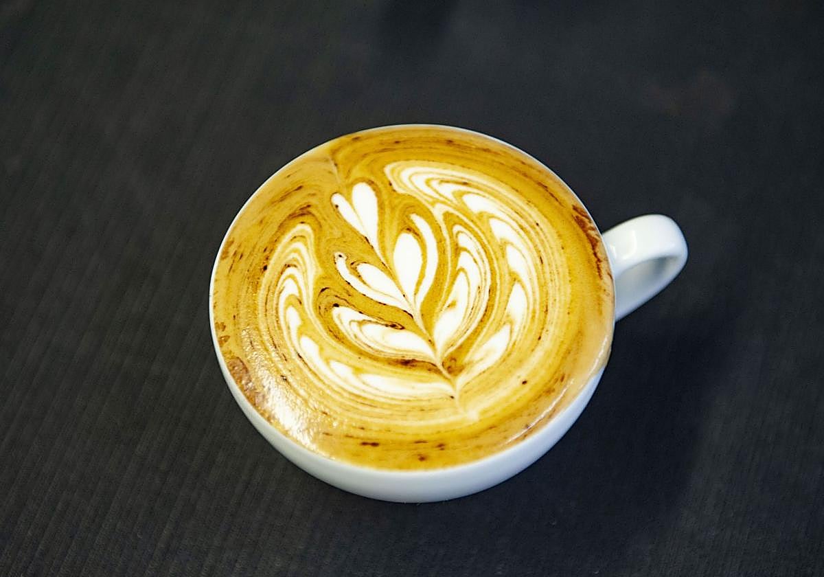 Advierten de cómo afecta el café descafeinado al nivel de azúcar y al colesterol.