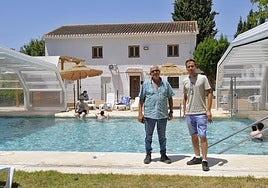 Cinco hermanos invierten 2.500.000 euros en una residencia para atraer turistas a su pueblo de Granada