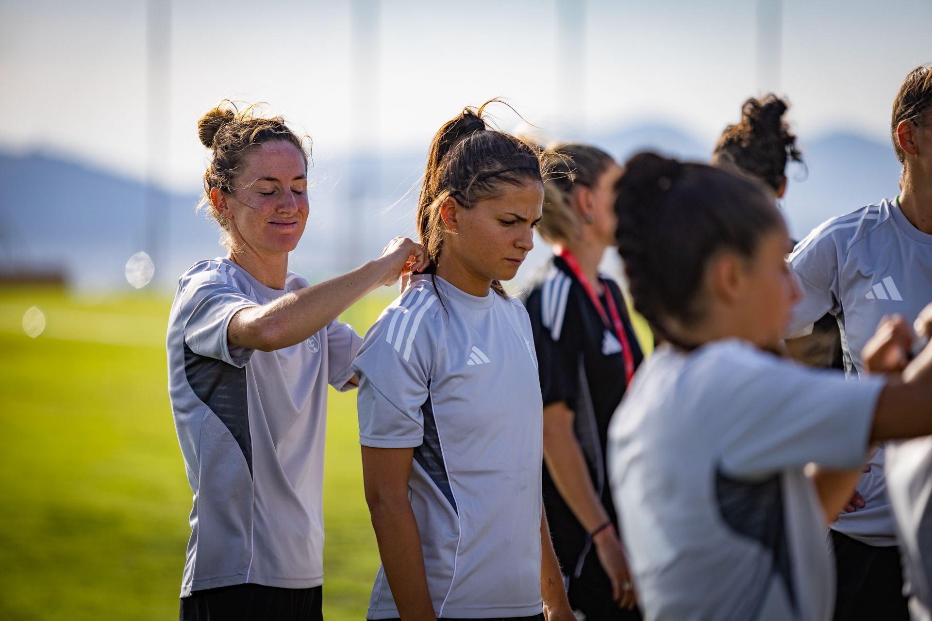 Las imágenes del primer entrenamiento del Granada femenino