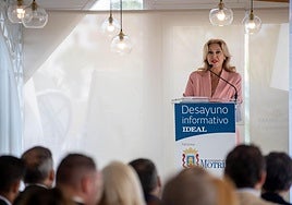 Carolina España Reina, consejera de Economía, Hacienda y Fondos Europeos y portavoz del Gobierno andaluz.