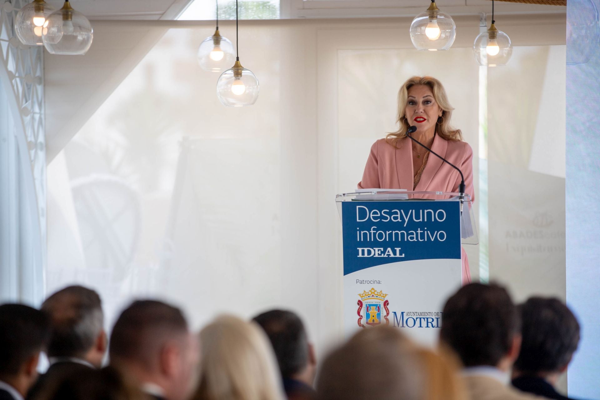 Carolina España Reina, consejera de Economía, Hacienda y Fondos Europeos y portavoz del Gobierno andaluz.