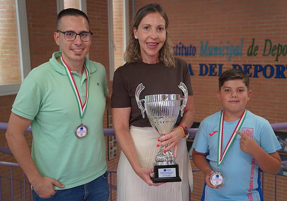 Rubén Pérez y Sergio Gómez, segundos en el III Europeo de Fútbol Sala para sordos