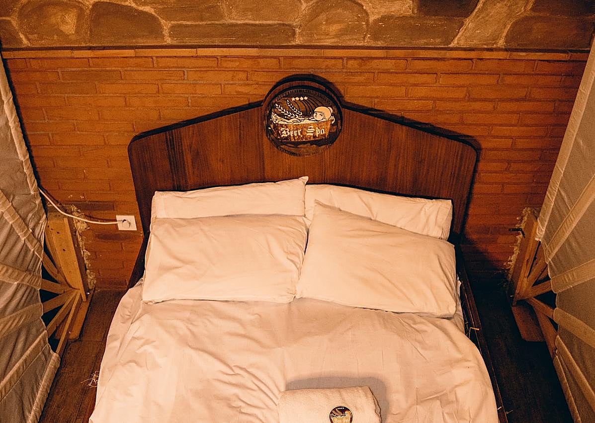 Imagen secundaria 1 - El spa de Granada que ofrece «baños de birra artesanal» y cerveza ilimitada