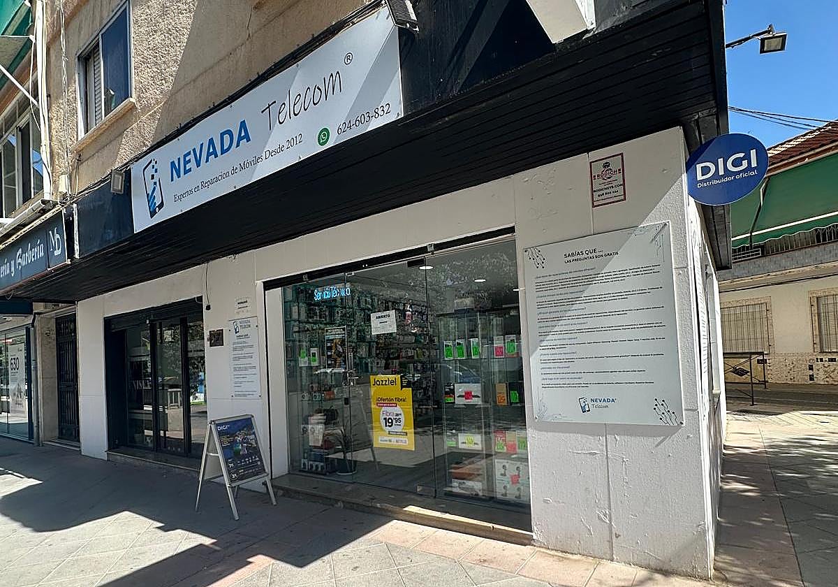 Nevada telecom, tienda en la Carretera de Málaga, Chana