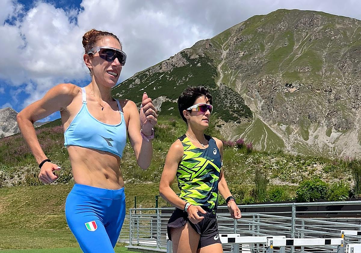 María Pérez, a la derecha, entrena con la también olímpica italiana Antonella Palmisano.