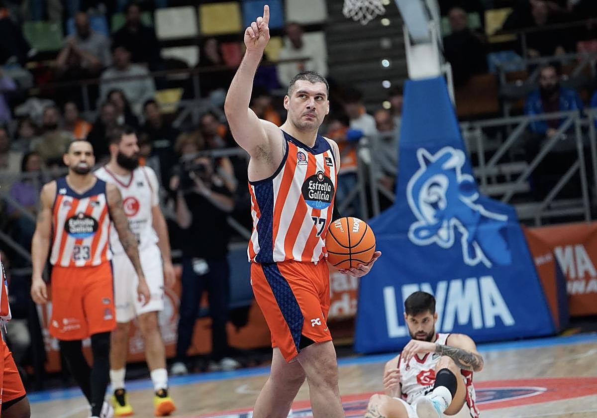 El Covirán suma a su plantel la garra de Beqa Burjanadze.