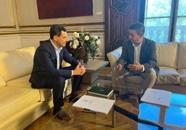Reunión en Sevilla de los presidentes Juanma Moreno y Paco Reyes.