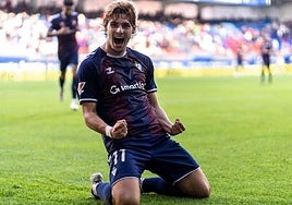 Jorge Pascual celebra un gol con el Eibar durante su cesión la temporada pasada.