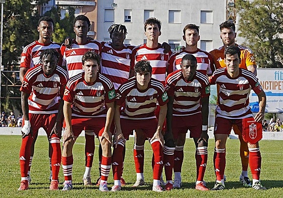 El once titular del Granada en Chiclana.