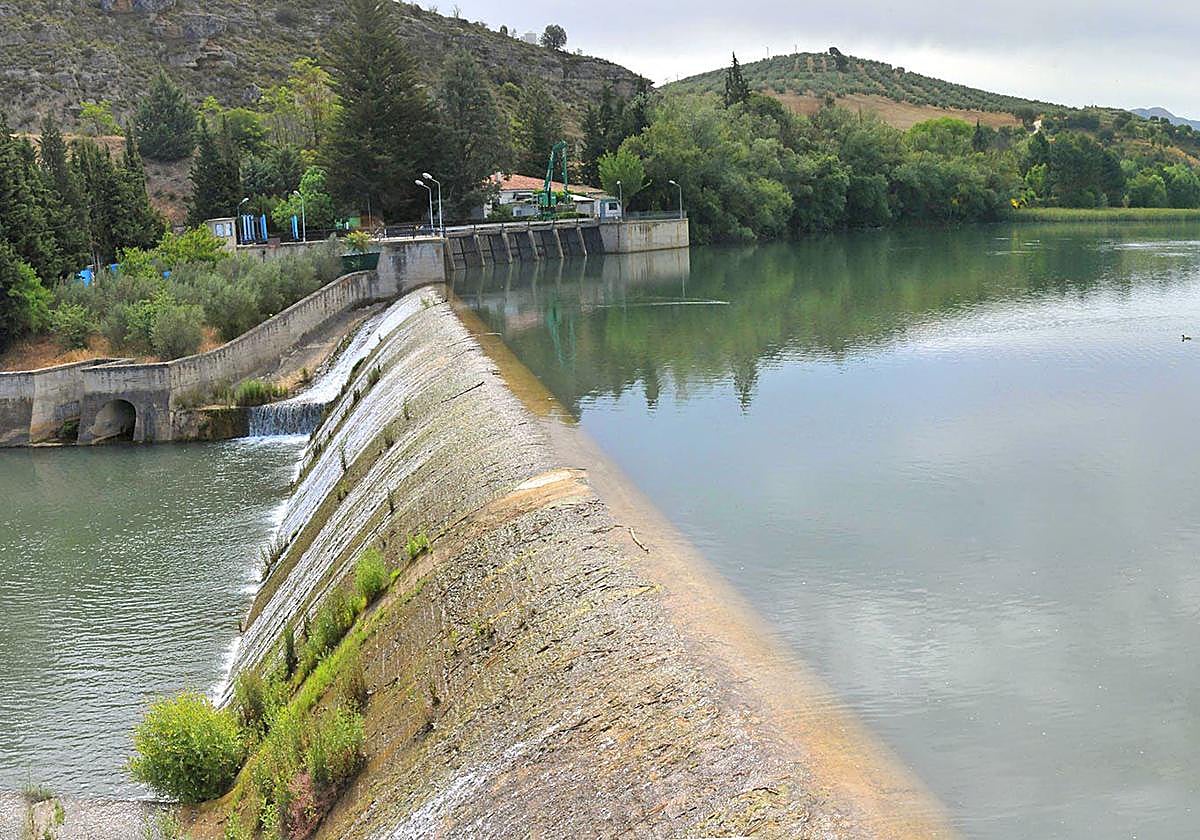 La Confederación Hidrográfica realiza pequeñas actuaciones de reparación y limpieza