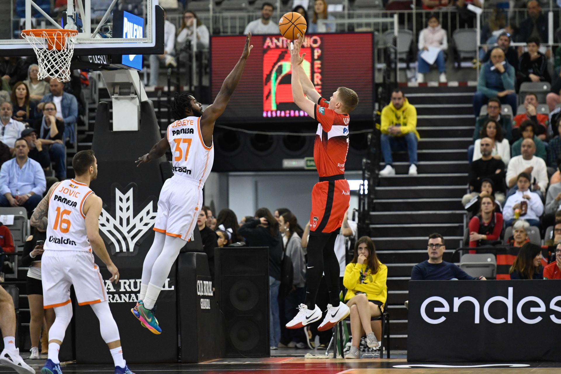 El Covirán confirma a Valtonen y comunica cuatro salidas del equipo