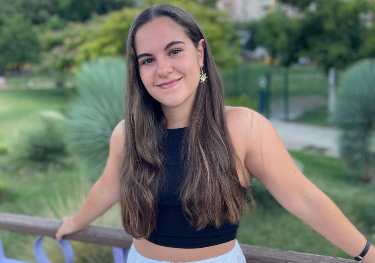 Ana Brazo es de Jaén y ha escogido Granada para regresar a España y estudiar Medicina.