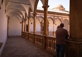 Patio interior del castillo
