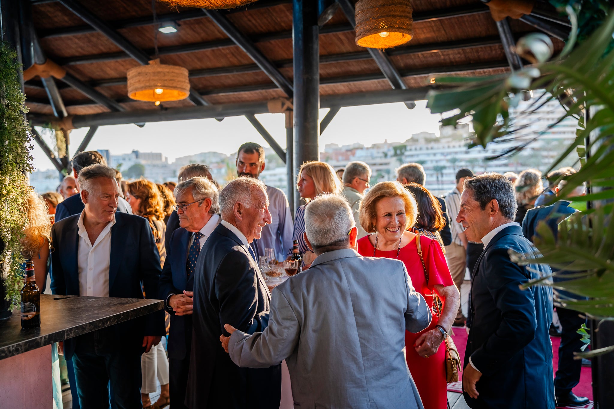 El abrazo entre las orillas de Alborán