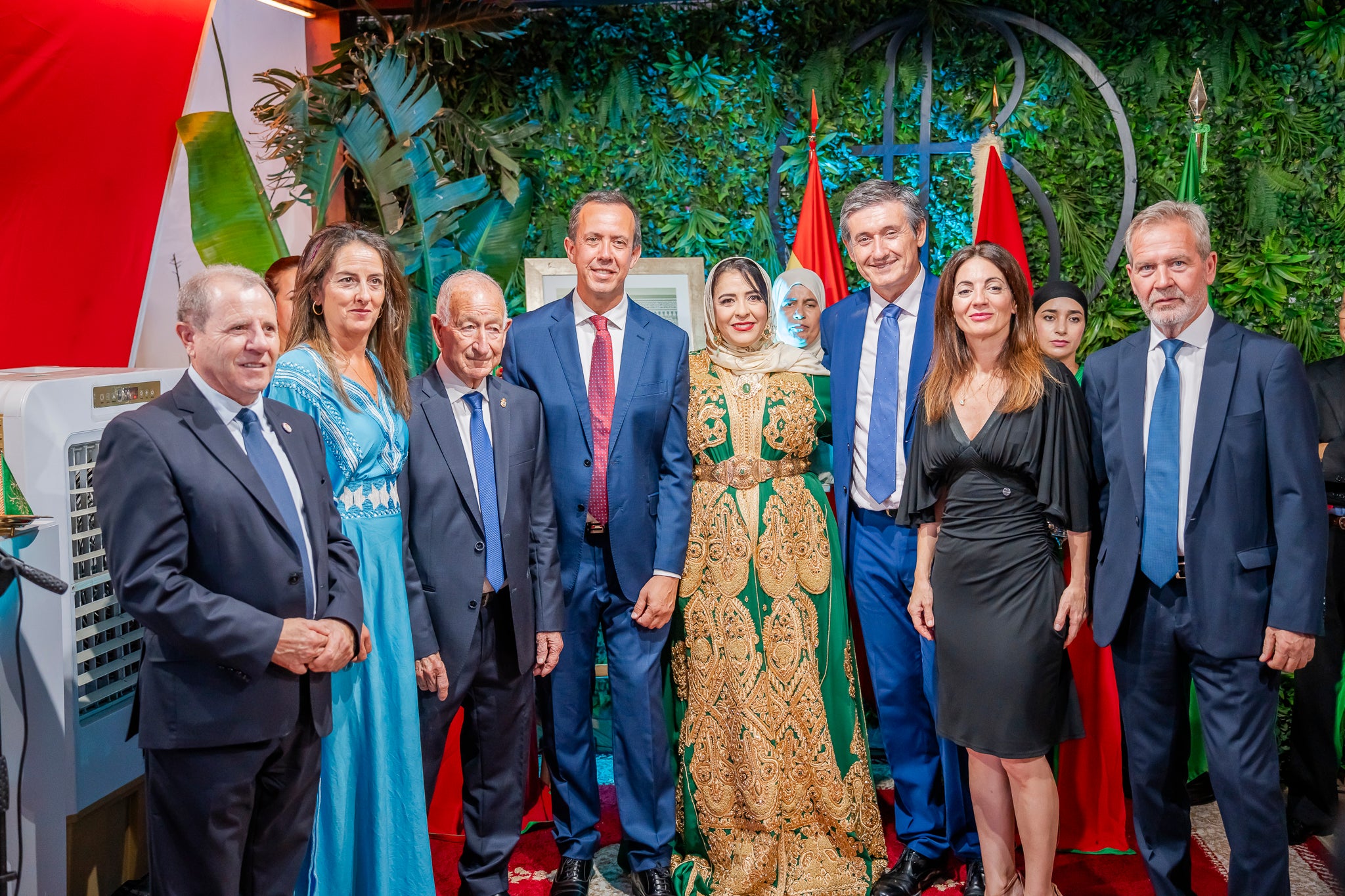 El abrazo entre las orillas de Alborán