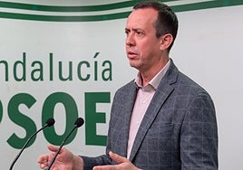 El PSOE denuncia a Vox por las vallas «por incitación al odio» y exige «responsabilidad política»