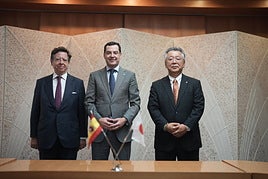 Juanma Moreno ha mantenido una reunión con el vicegobernador de Kioto, Hironori Furukawa.