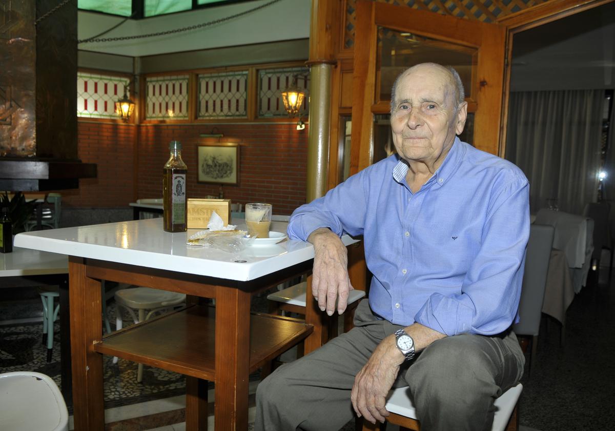 Rafael Yanguas García.