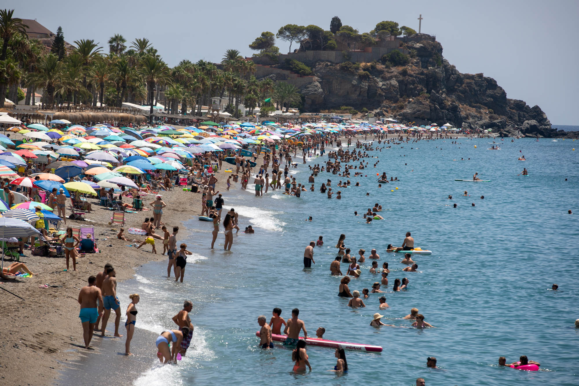 Primer fin de semana de agosto a reventar en Almuñécar