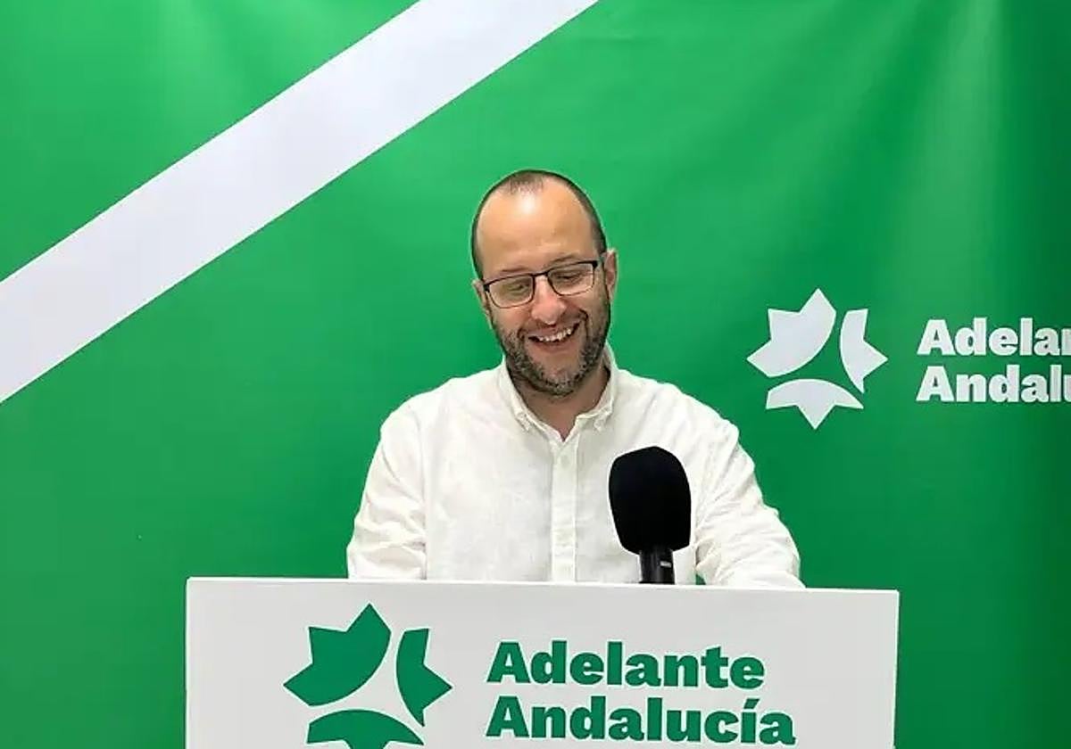 El portavoz de Adelante Andalucía, Néstor Salvador.