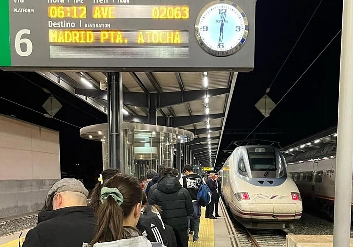 Imagen del AVE madrugador en Andaluces.