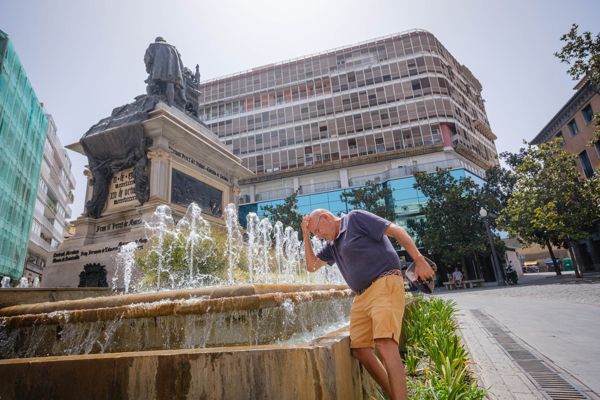 El calor hace estragos en Granada