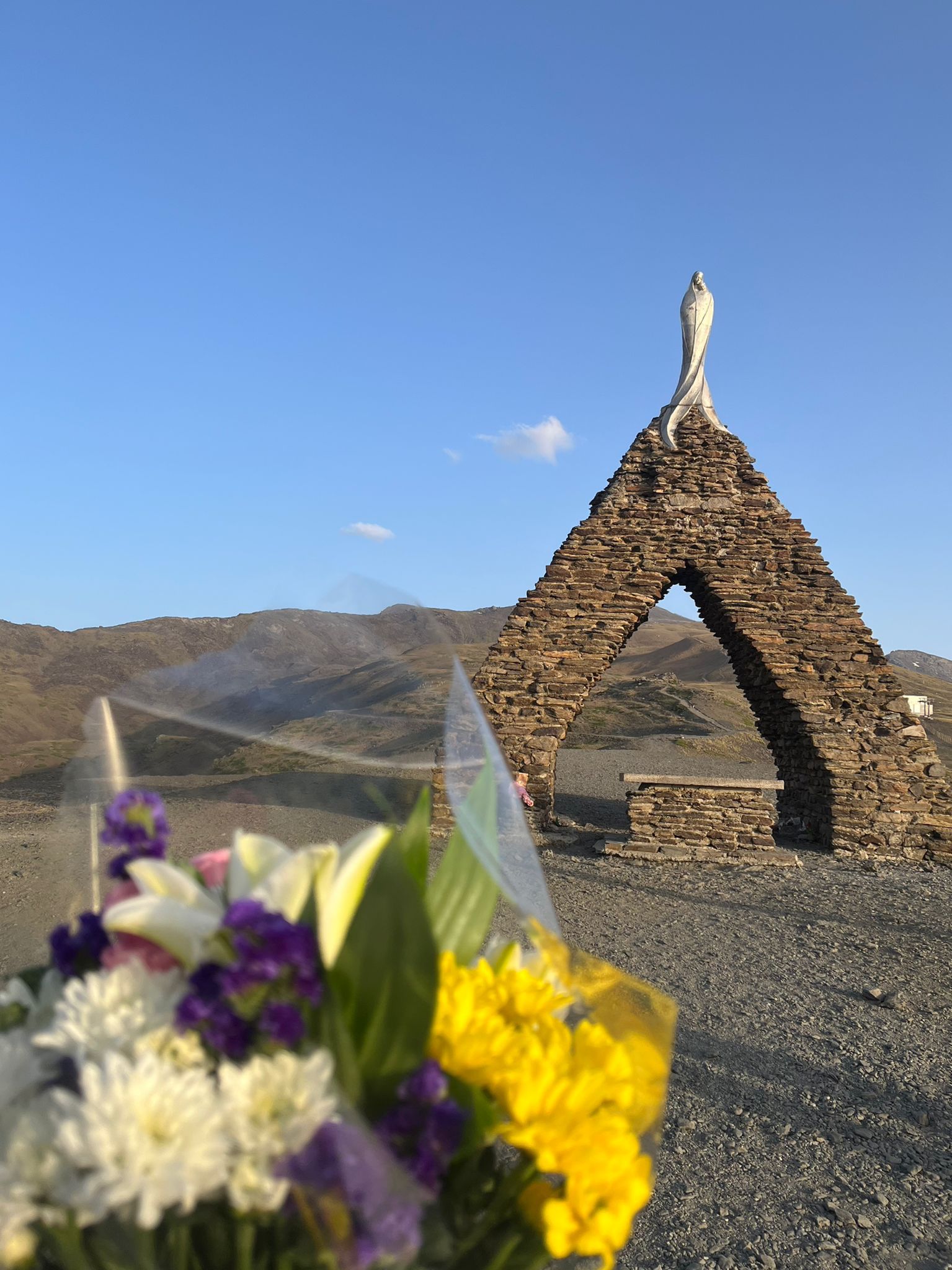 Las bellas imágenes de la romería más alta de España