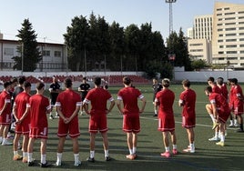 La dinámica del Granada C en el estadio Miguel Prieto.