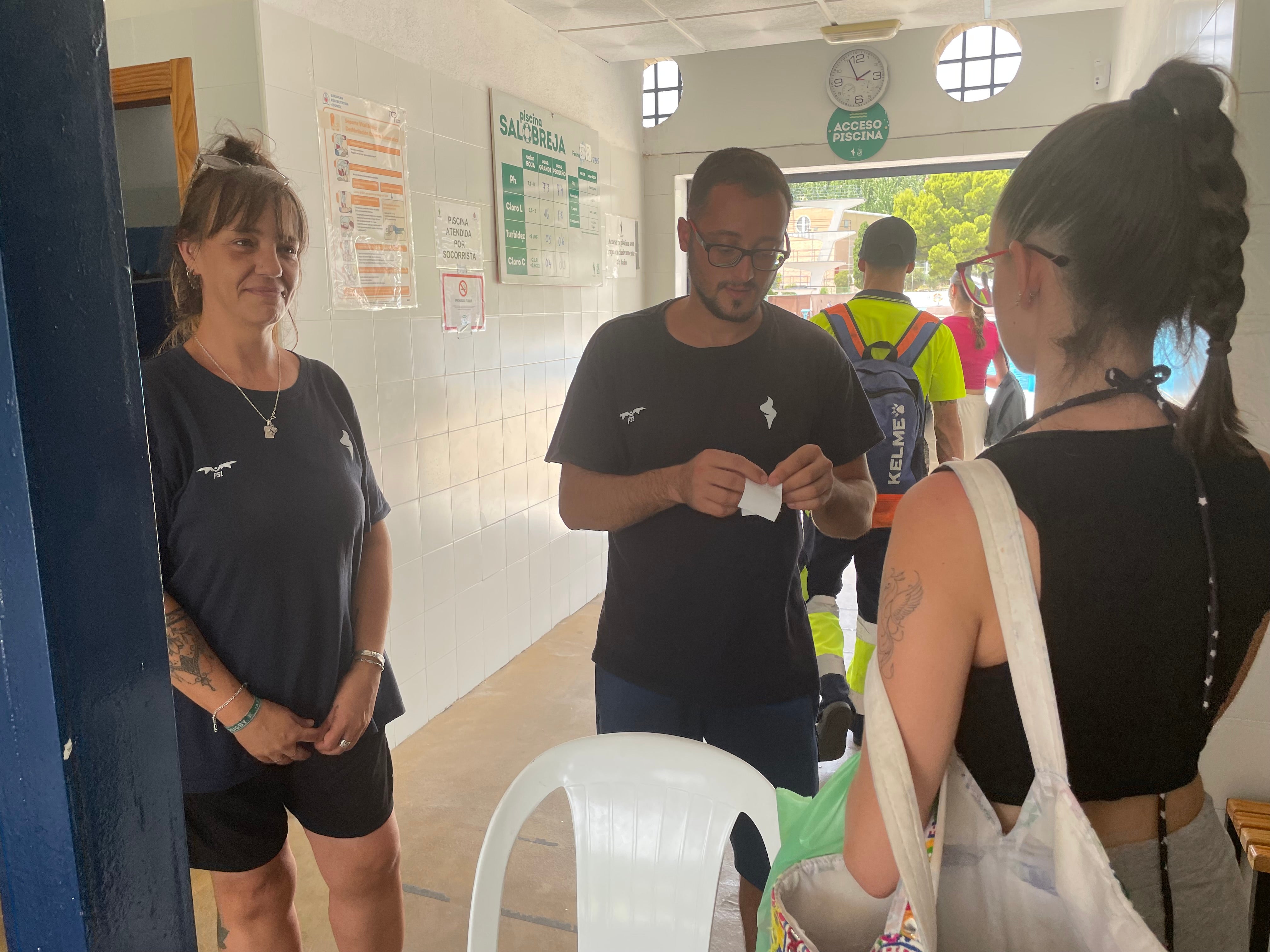 Así capean los jinenses el calor extremo
