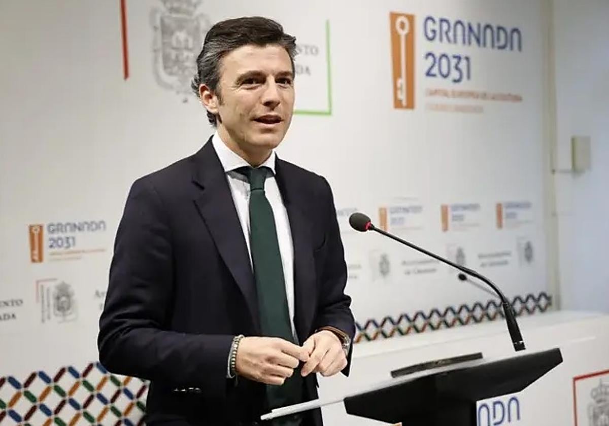 El portavoz del Gobierno municipal de Granada, Jorge Saavedra.