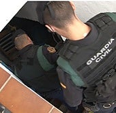 Imagen de archivo de la captura del prófugo al que liberaron sus conocidos en Loja.