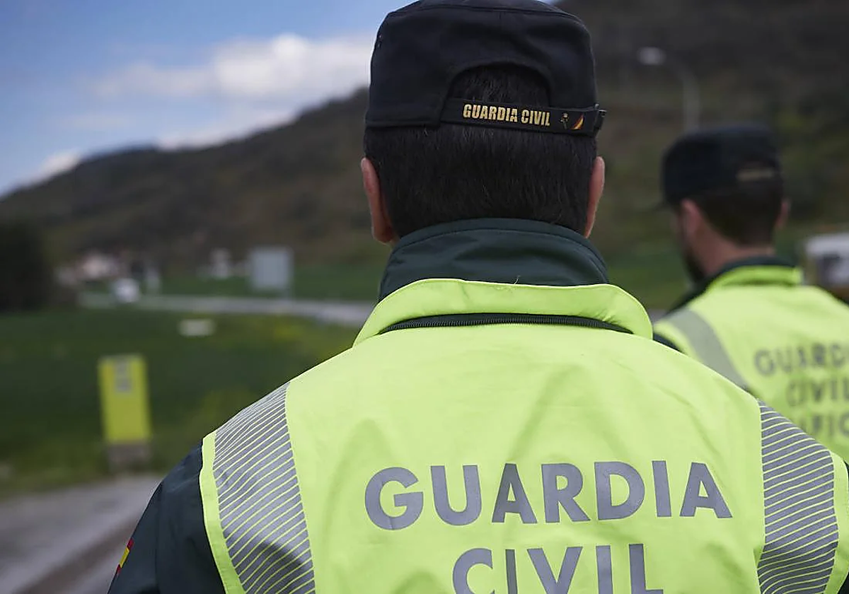 Agentes de la Guardia Civil.