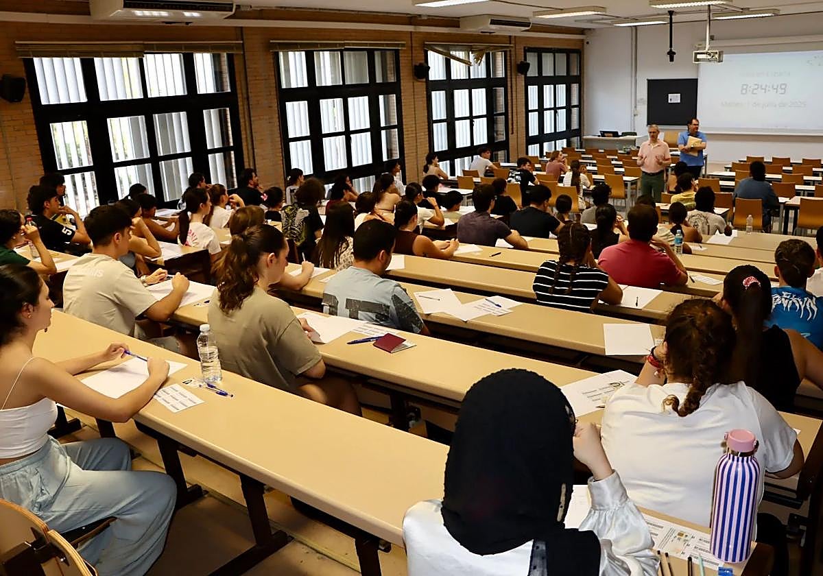 Imagen de archivo de una clase en la UAL.