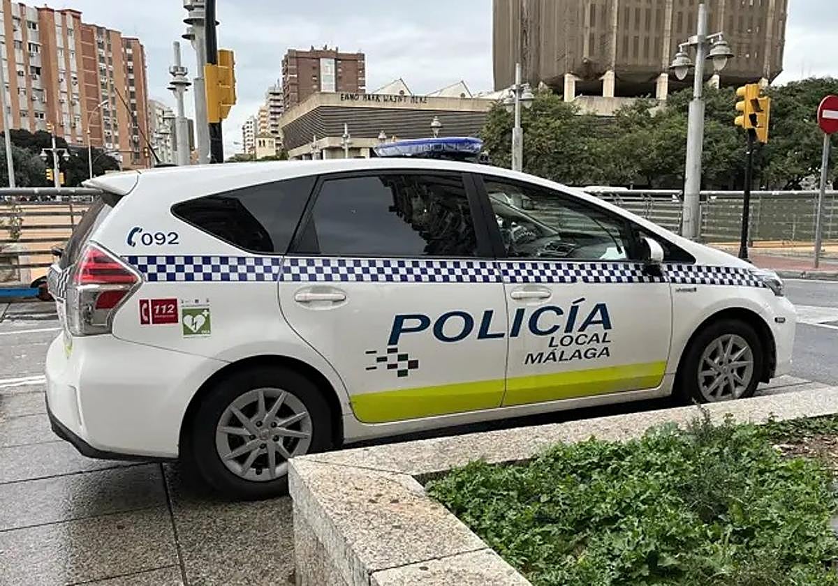 Arroja a su pareja de un coche en marcha por segunda vez en menos de un mes Churriana